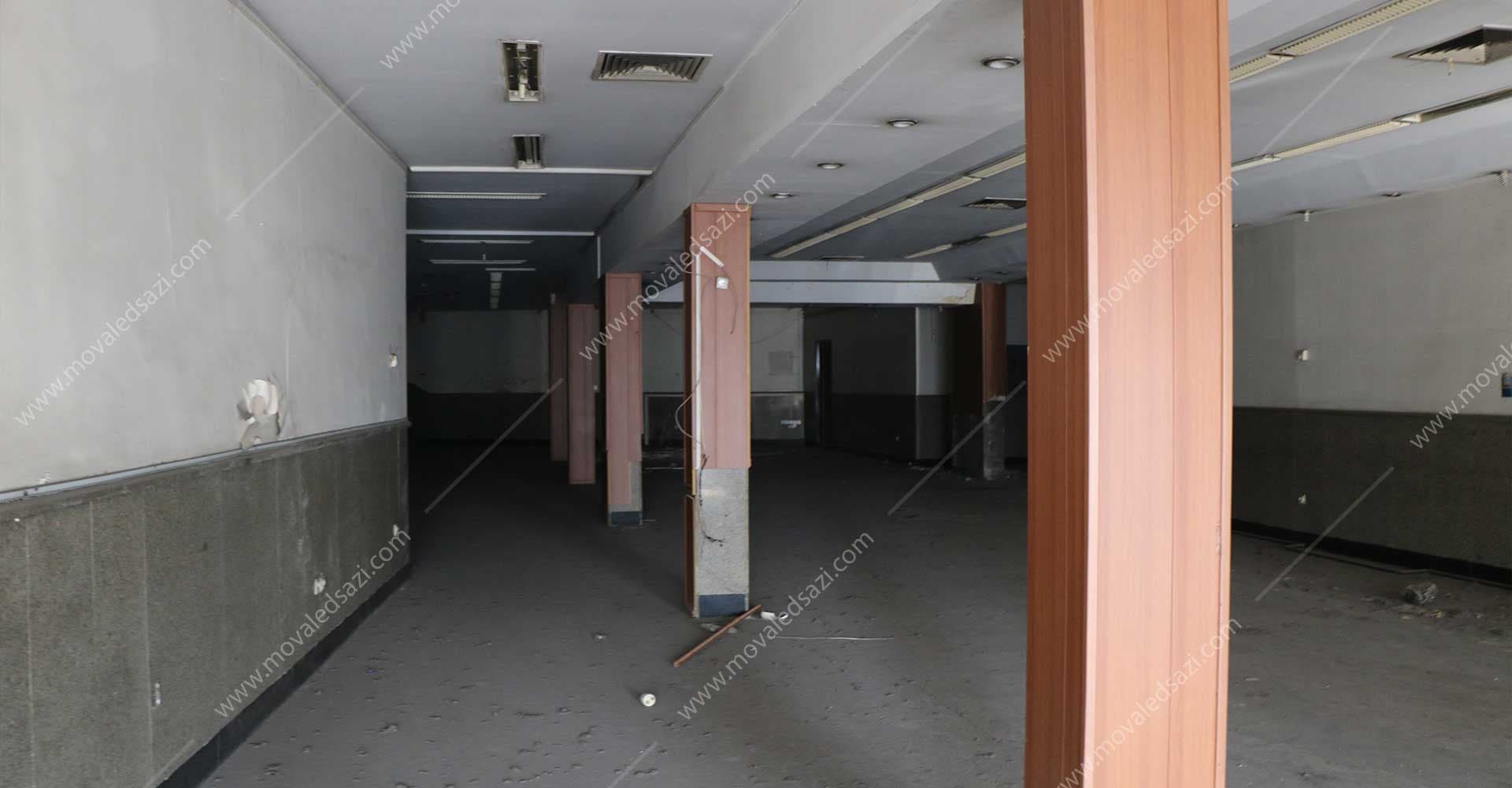 3/5دانگ مشاع از ششدانگ ملکیت و سرقفلی محل سابق شعبه بانک میدان مادر