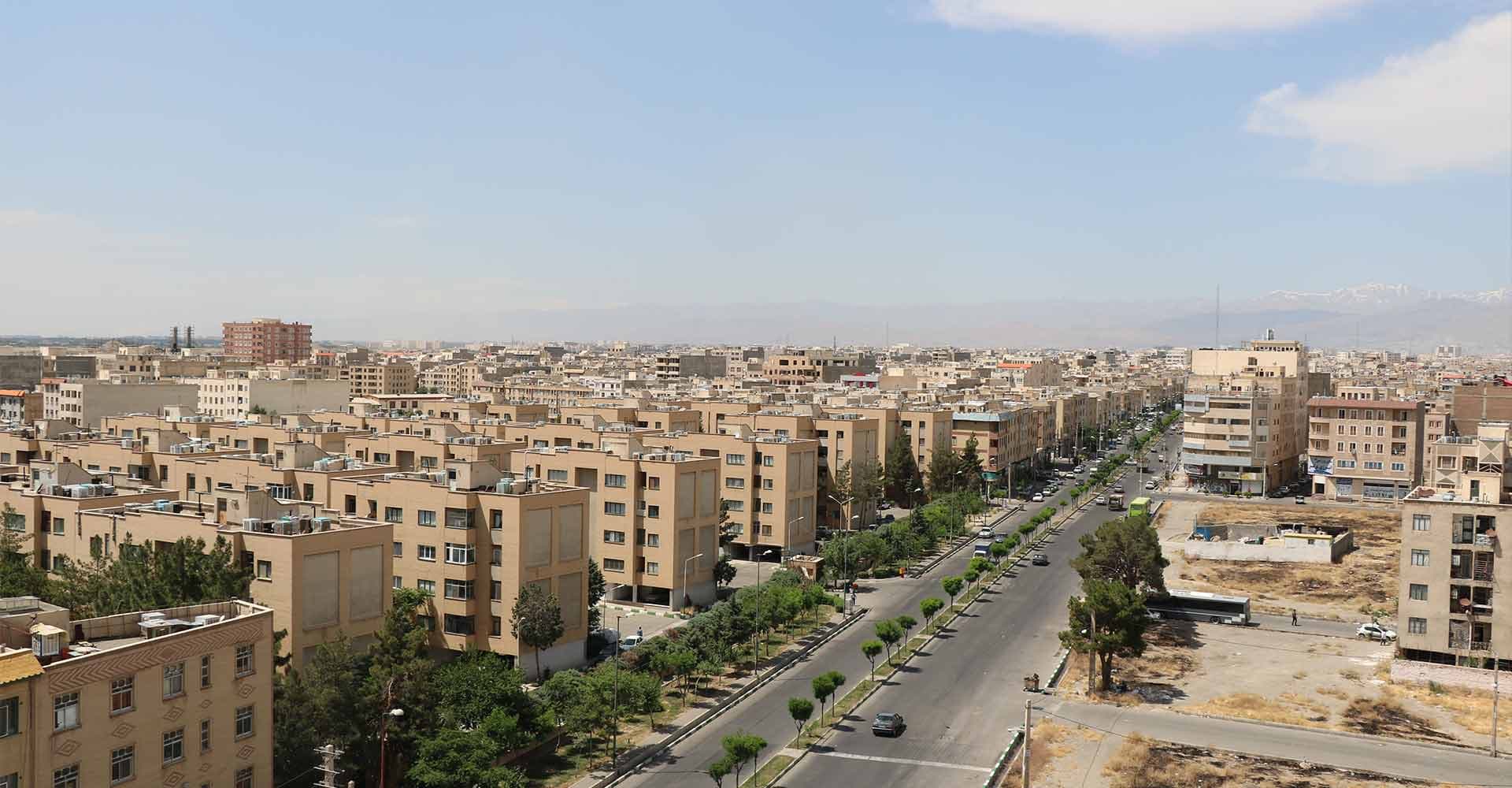 ششدانگ 5 واحد با کاربری تجاری (مجتمع تجاری - تفریحی بازینو) همراه با دستگاه ها و ماشین آلات مربوطه